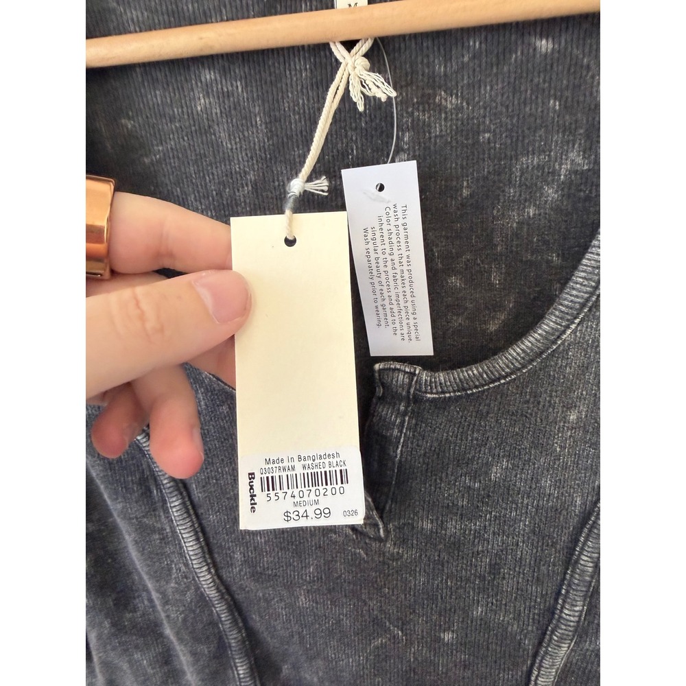 Buckle Gilded Intent Washed Notch Neck Top – Washed Black – Size Medium – NWT - Picture 4 of 5
